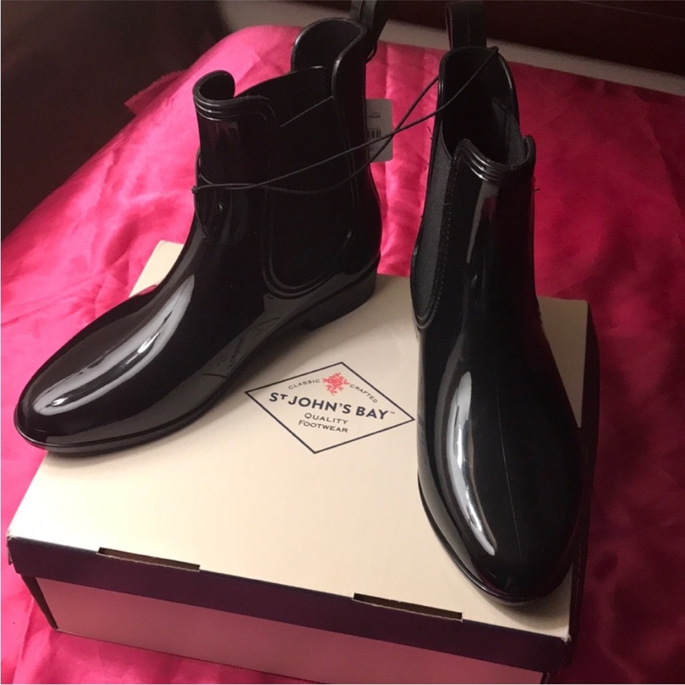 SJB Leeds Black Shine Boots